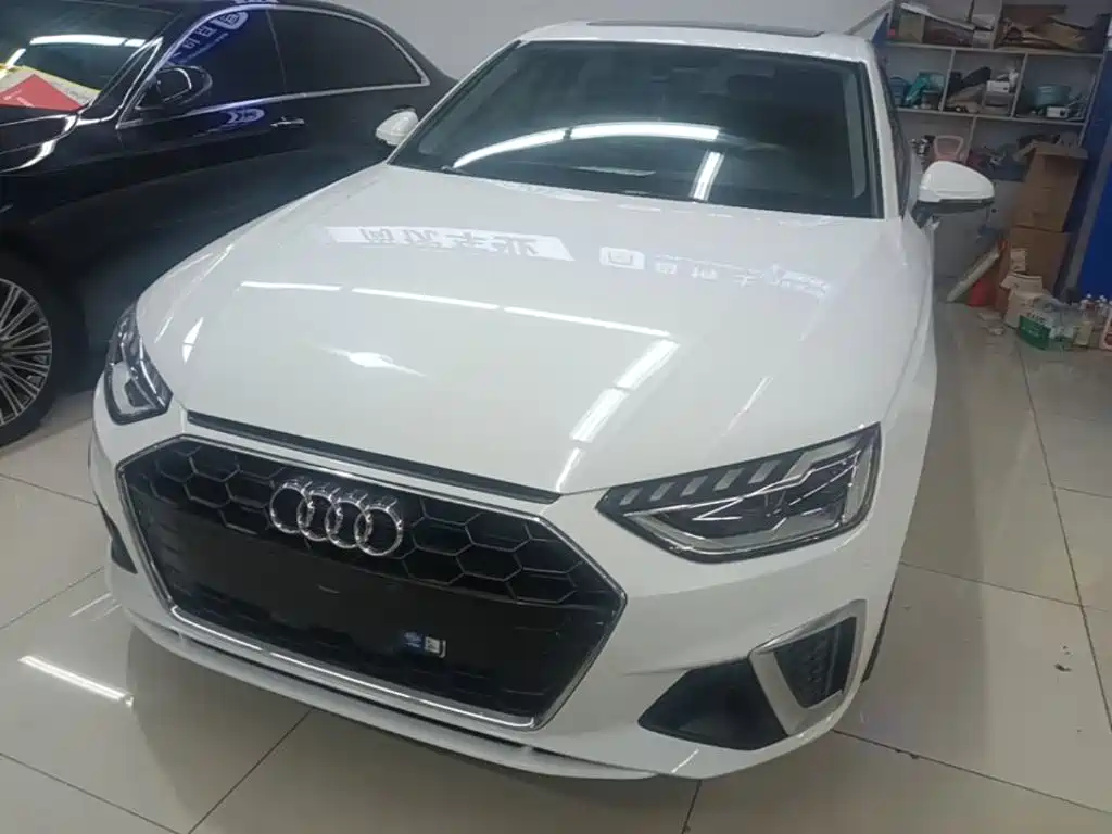 Audi A4 2022