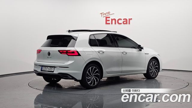 Volkswagen Golf 2023