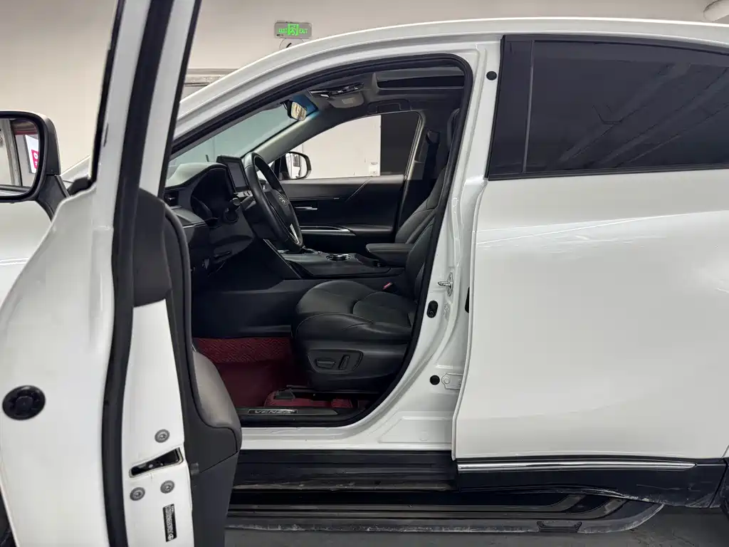 Toyota Venza 2022