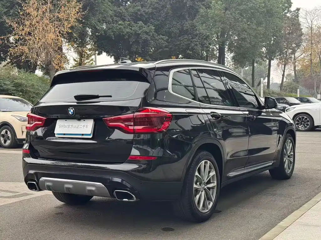 BMW X3 2021