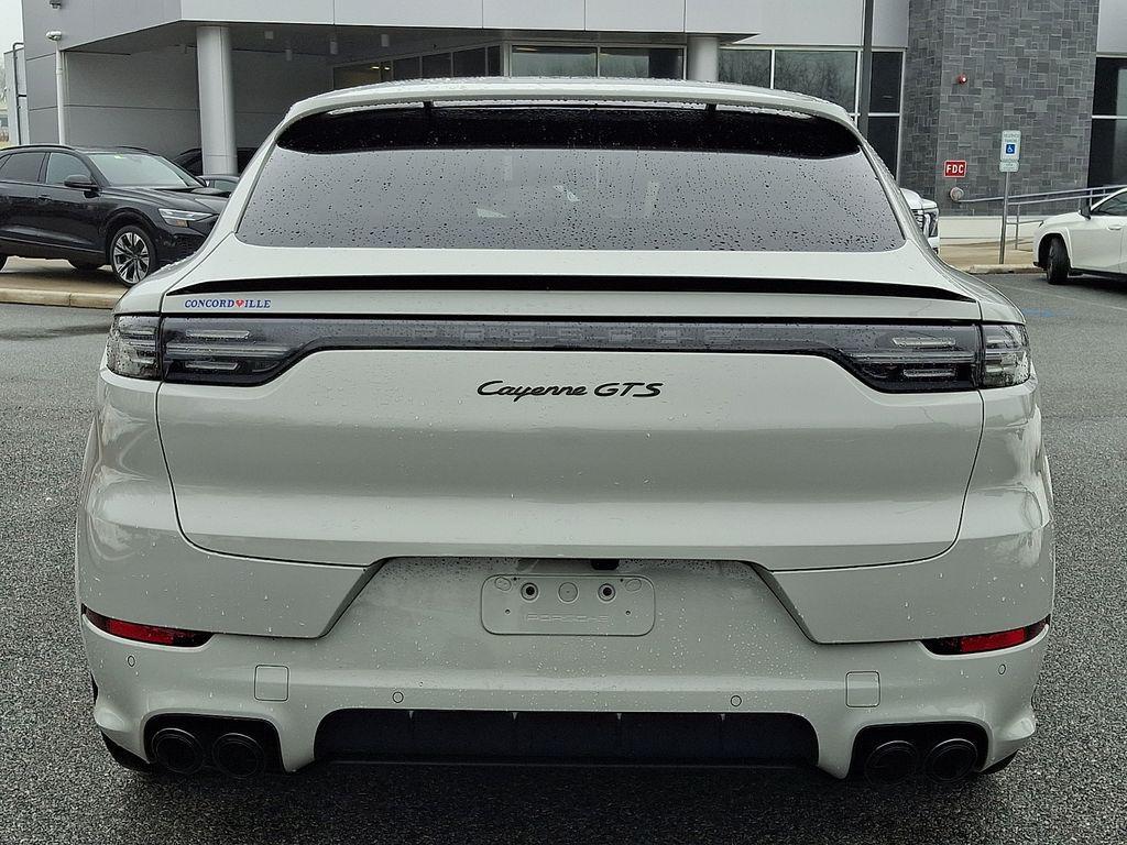Porsche Cayenne 2021