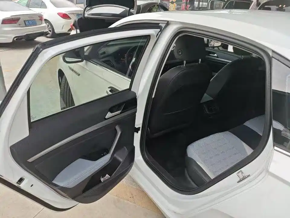 Volkswagen Lavida 2023
