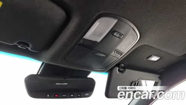 Hyundai Veloster 2020