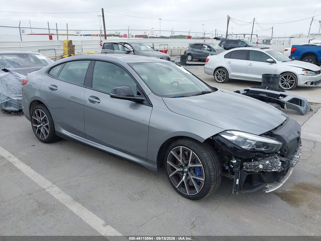 BMW M235 2022