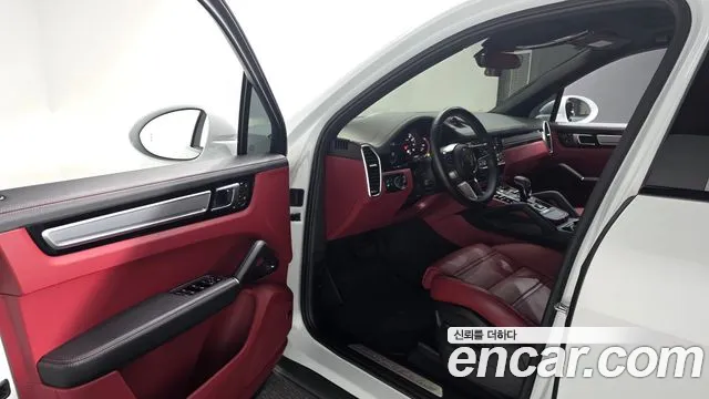 Porsche Cayenne 2022