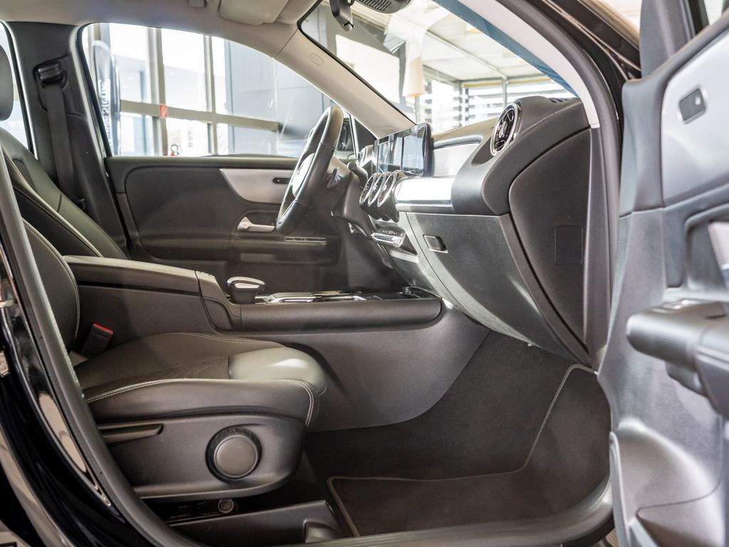 Mercedes-Benz GLB 200 2022