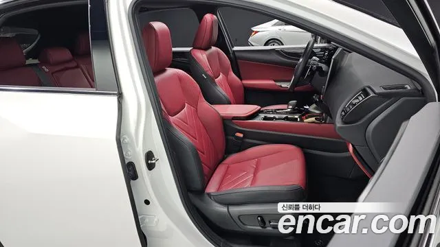 Lexus NX 2024
