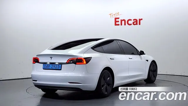 Tesla Model 3 2021