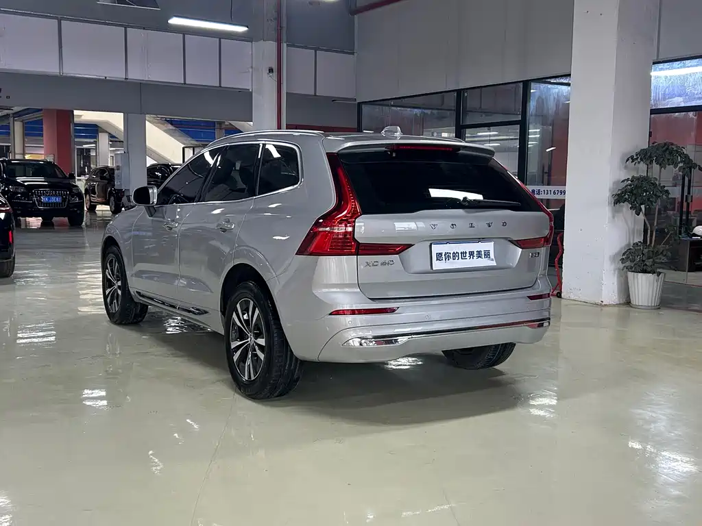 Volvo XC60 2022