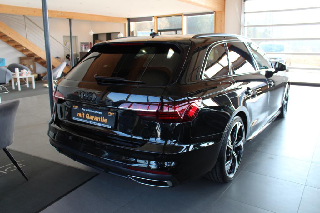 Audi A4 2022