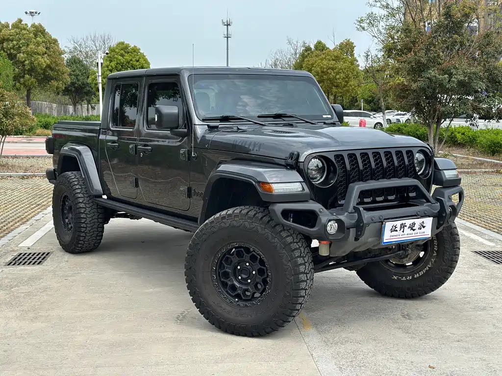 Jeep Gladiator 2023