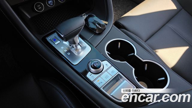 Genesis G70 2025