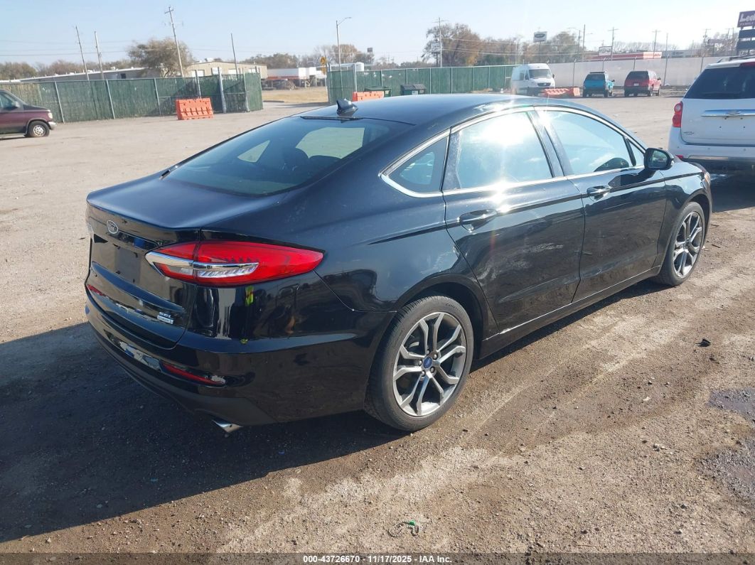 Ford Fusion 2020