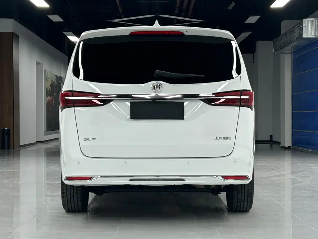 Buick GL8 2023