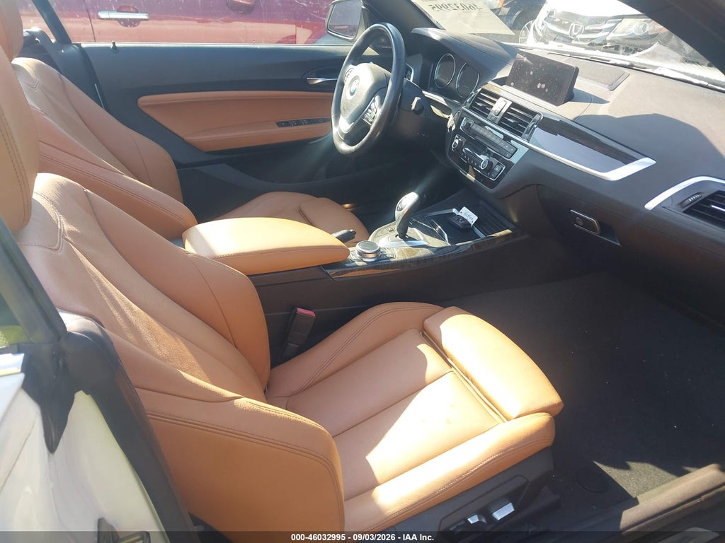 BMW 230 2021