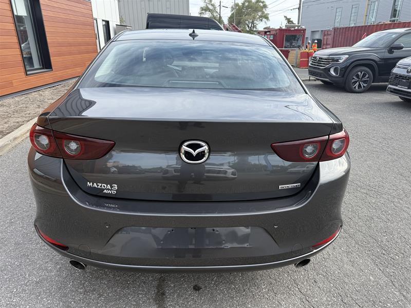 Mazda 3 2024