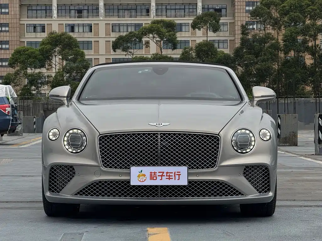 Bentley Continental 2021