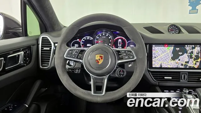 Porsche Cayenne 2021