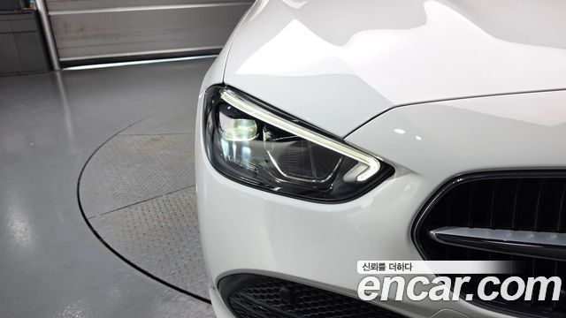 Mercedes-Benz C-Класс 2025