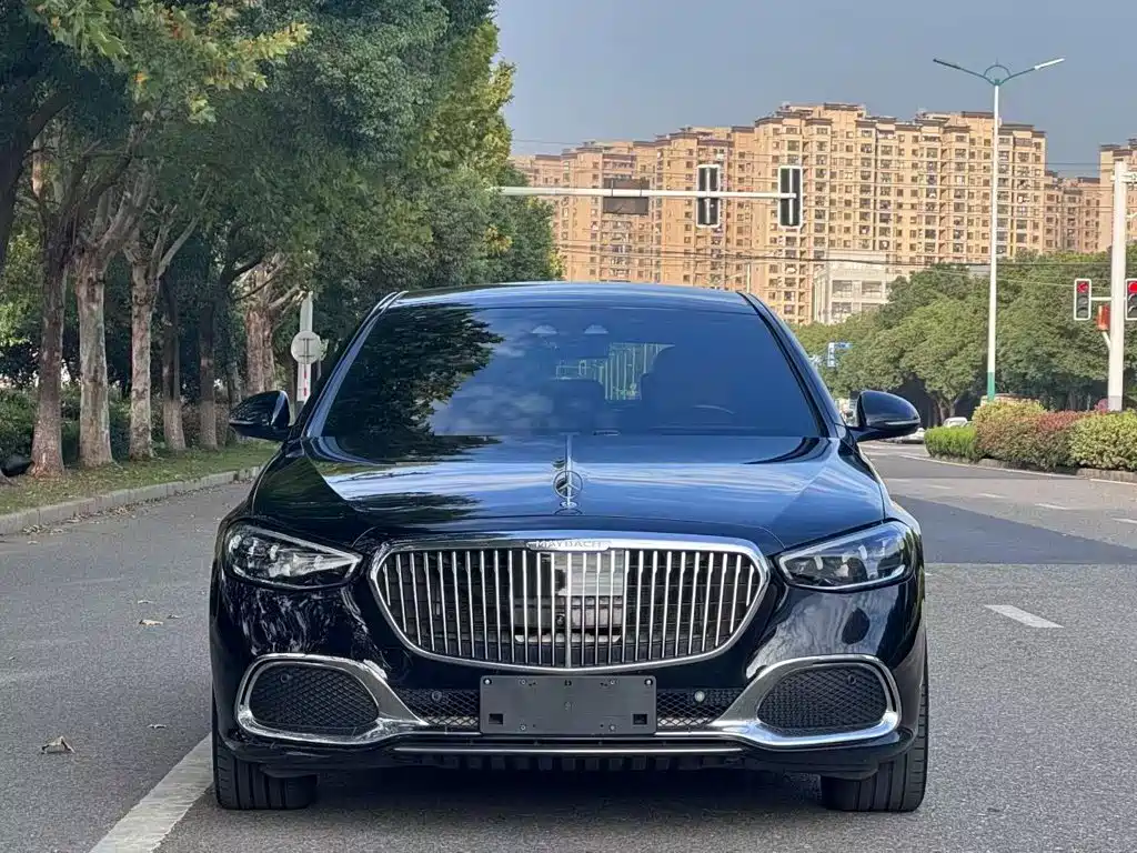 Mercedes-Benz S-Класс 2023