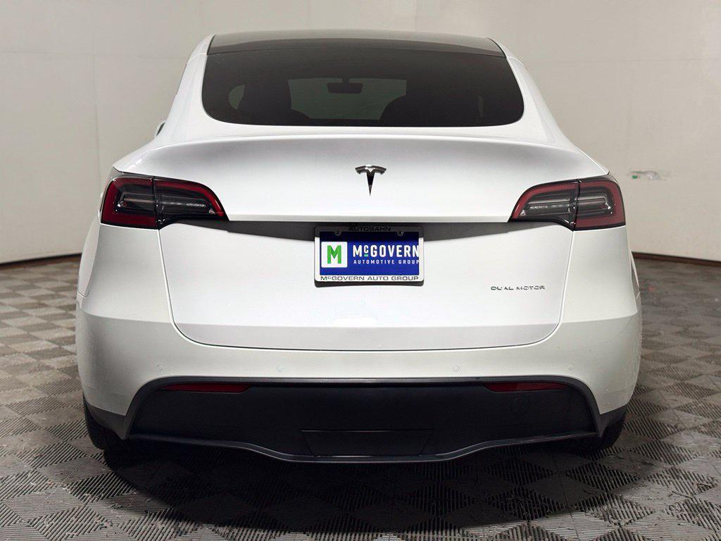 Tesla Model Y 2021
