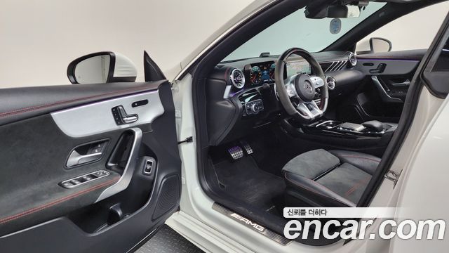 Mercedes-Benz CLA 2021