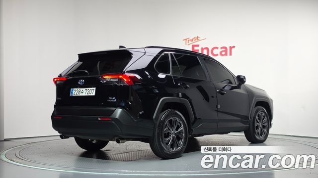 Toyota RAV4 2023
