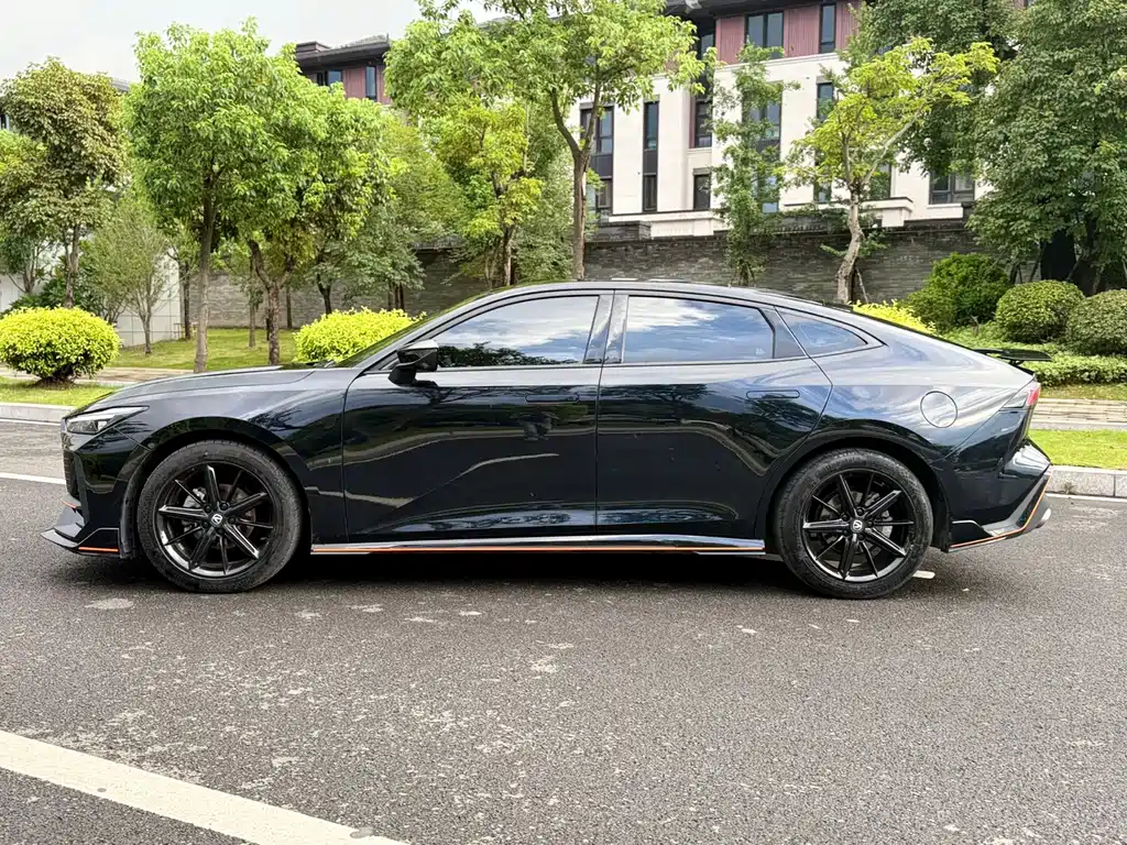 Changan UNI-V 2022