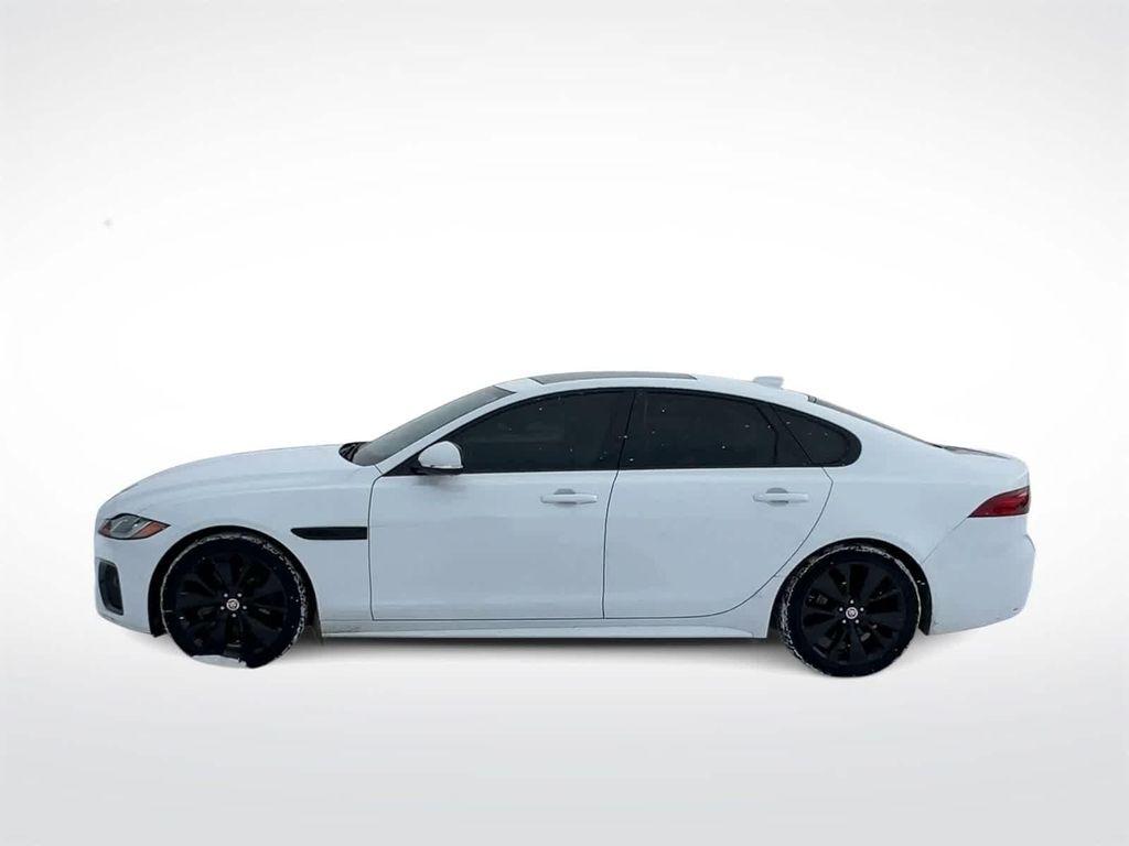 Jaguar XF 2022