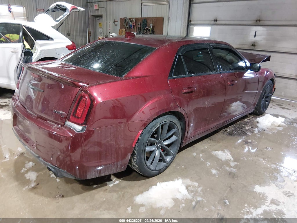 Chrysler 300 2023