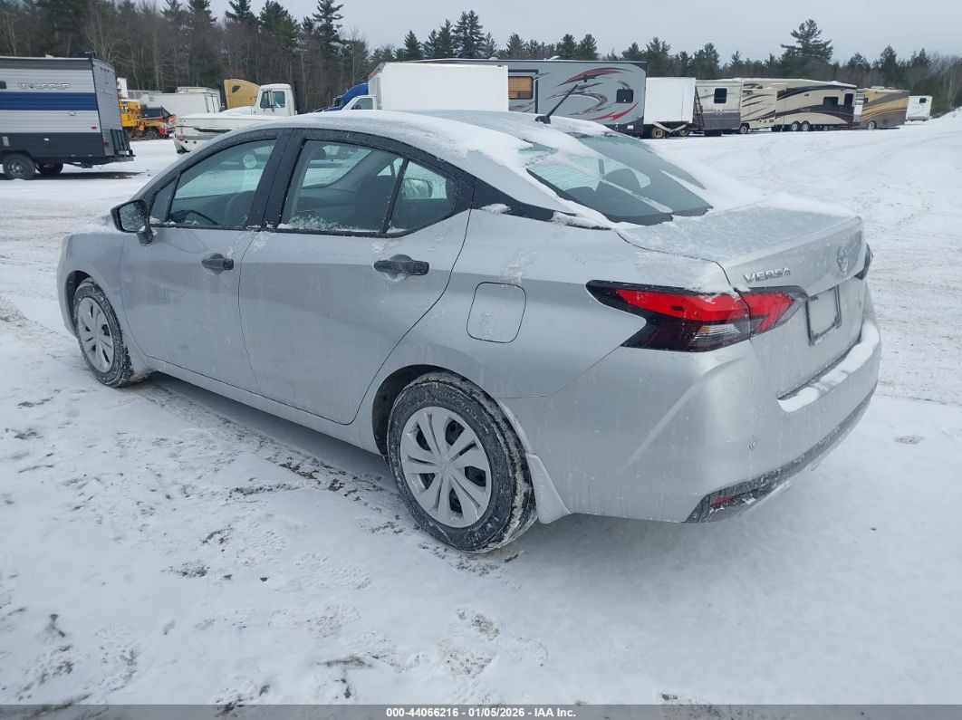 Nissan Versa 2024