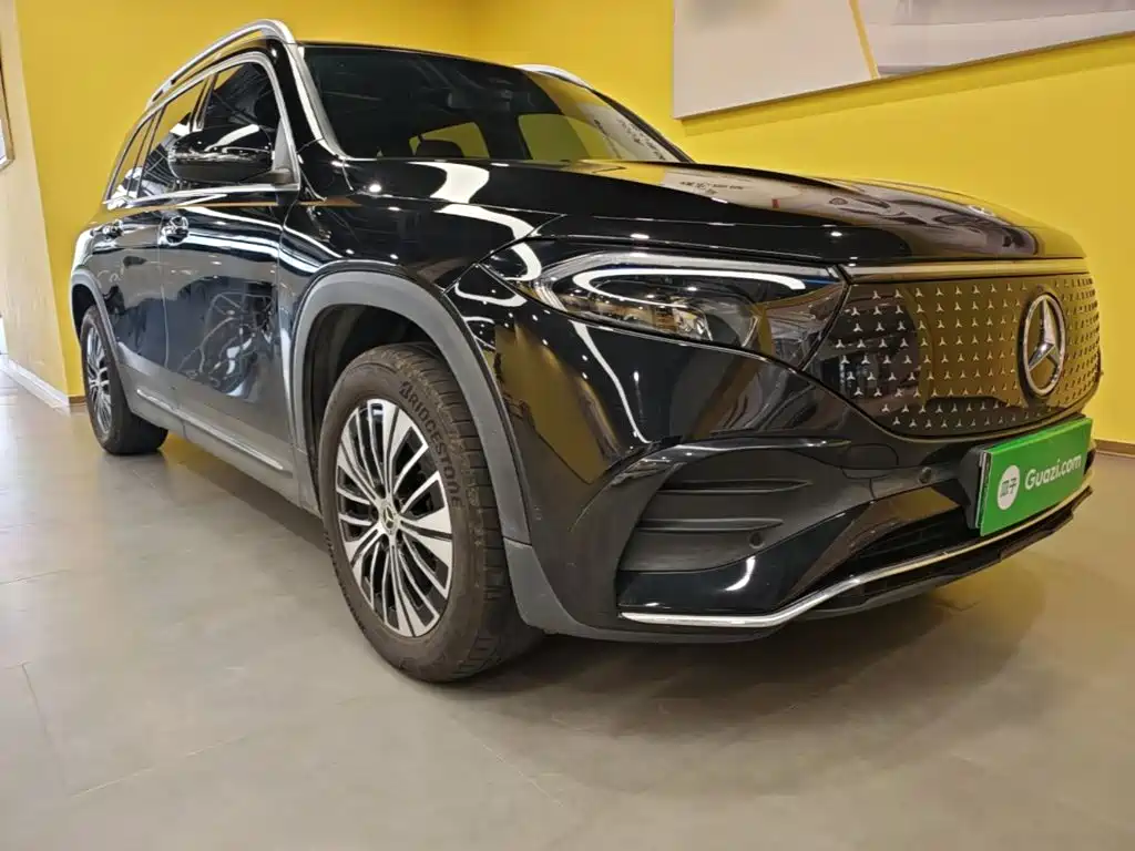 Mercedes-Benz EQB 2025