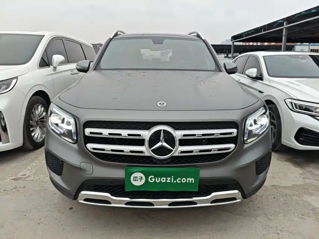 Mercedes-Benz GLB 2023