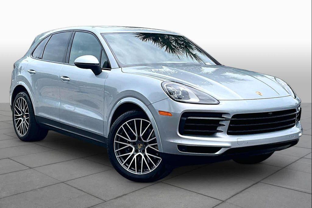 Porsche Cayenne 2021