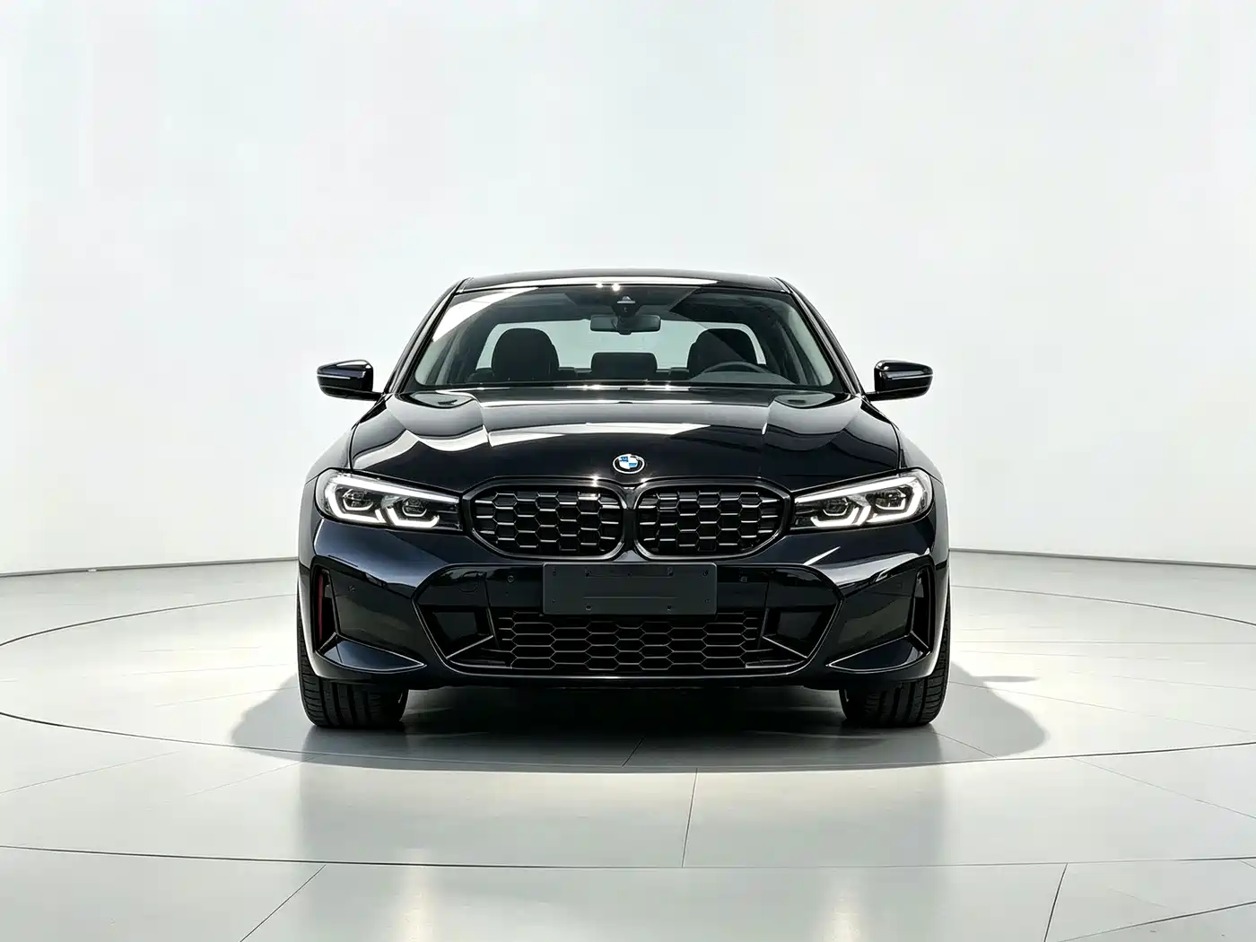BMW 3 серии 2023