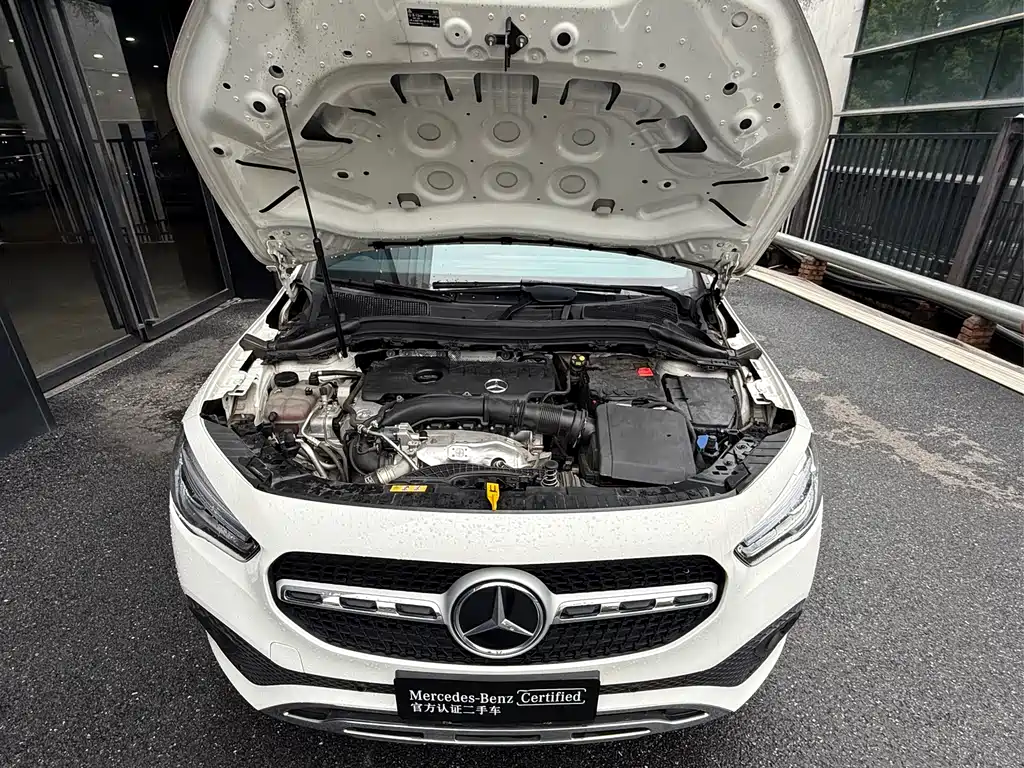 Mercedes-Benz GLA 2023