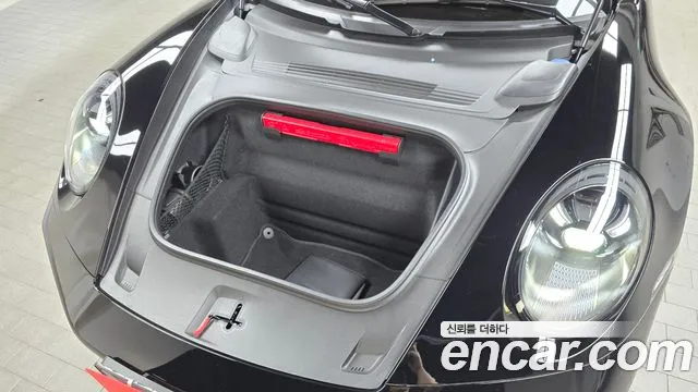 Porsche 911 2023