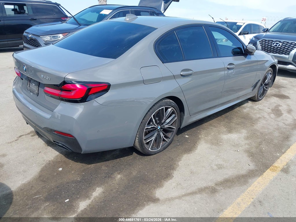BMW 540 2022