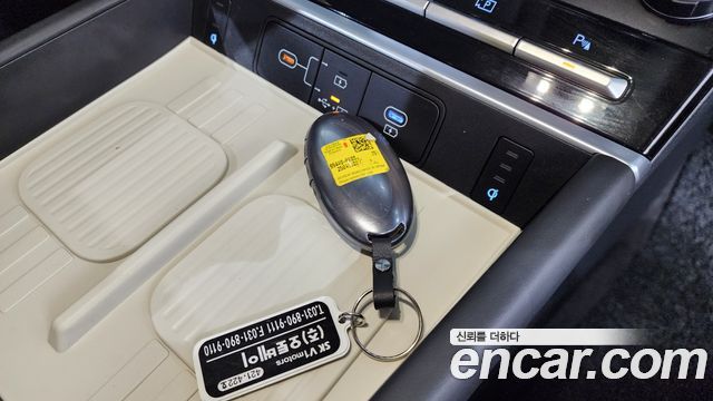 Hyundai Santa Fe 2025