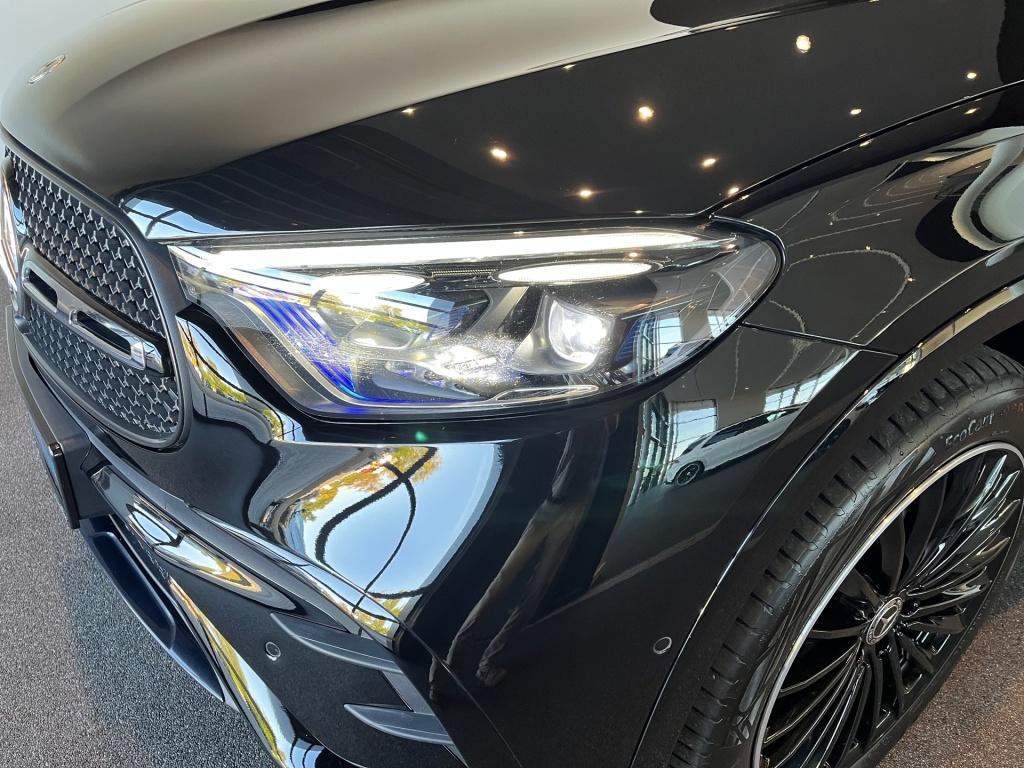 Mercedes-Benz GLC 300 2023