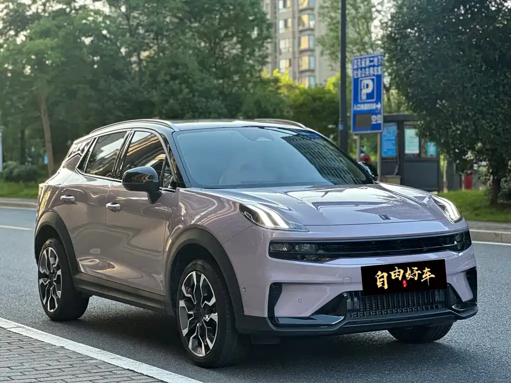 Lynk & Co 06 2023