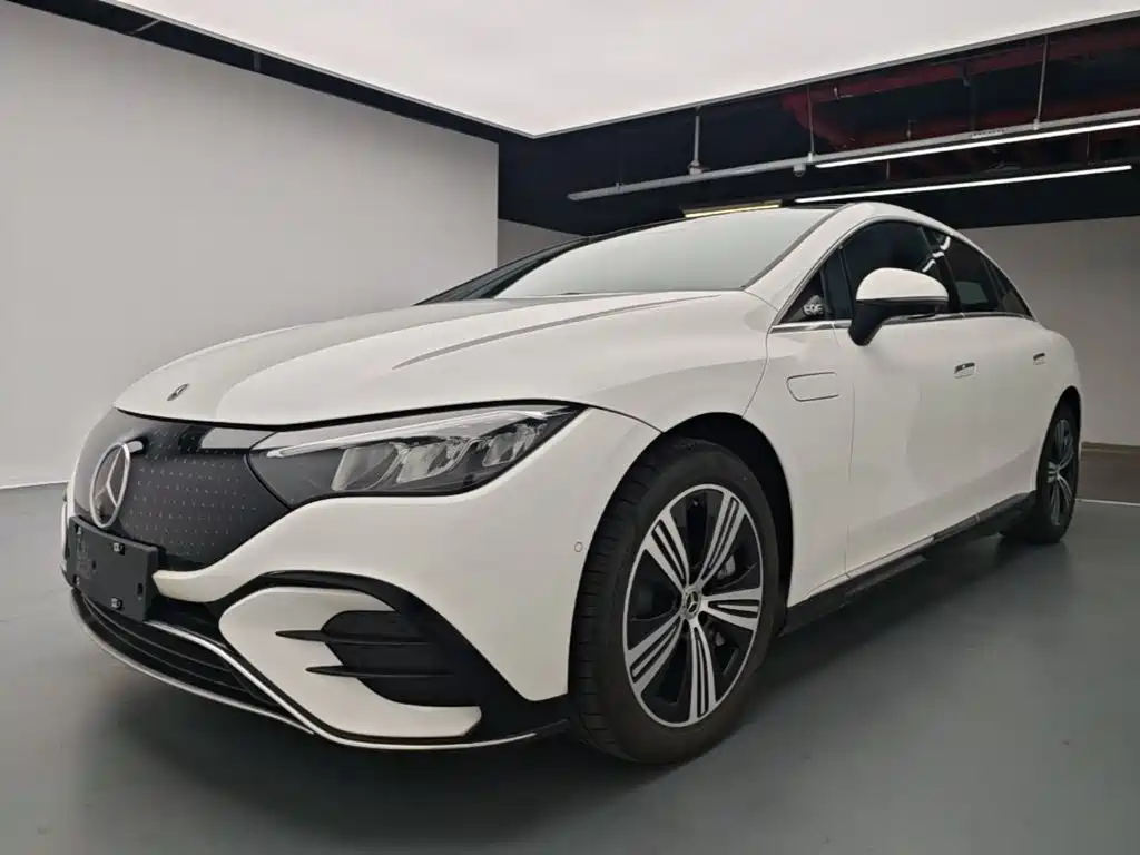 Mercedes-Benz EQE 2025