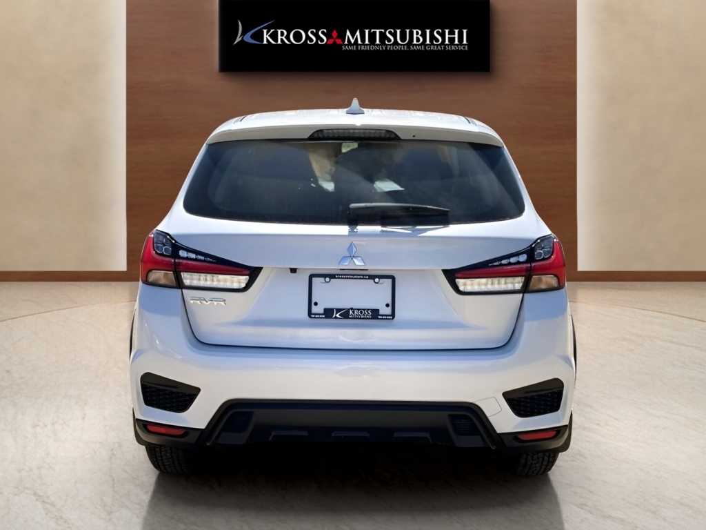 Mitsubishi RVR 2025
