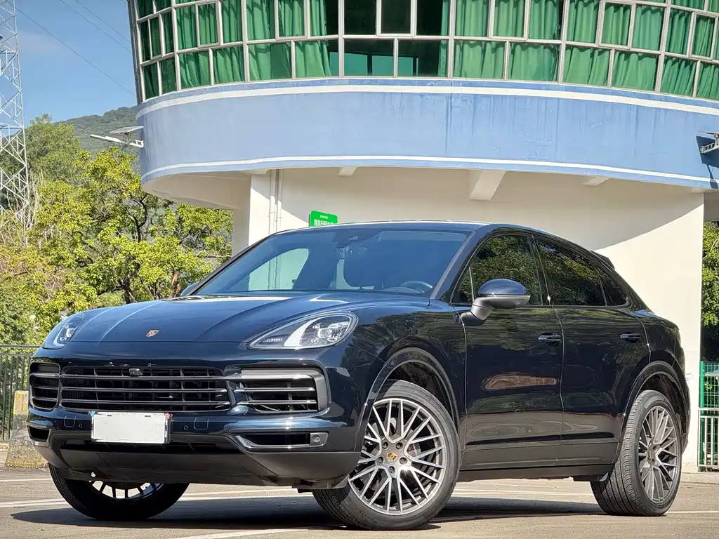 Porsche Cayenne 2022