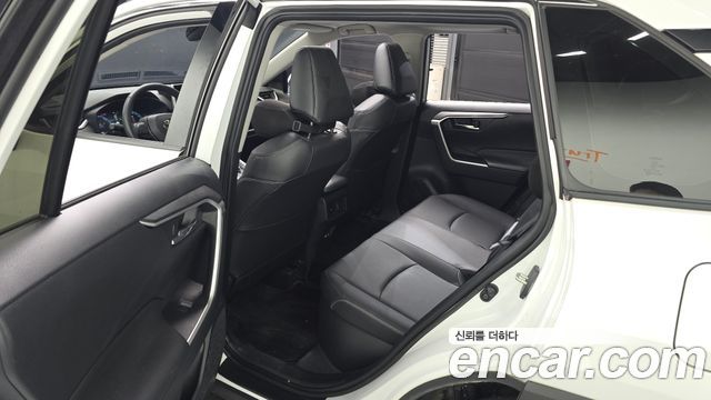 Toyota RAV4 2024