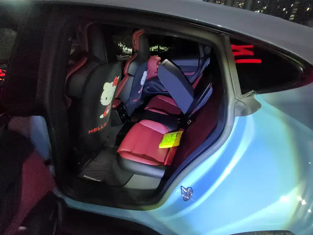 Porsche Taycan 2022