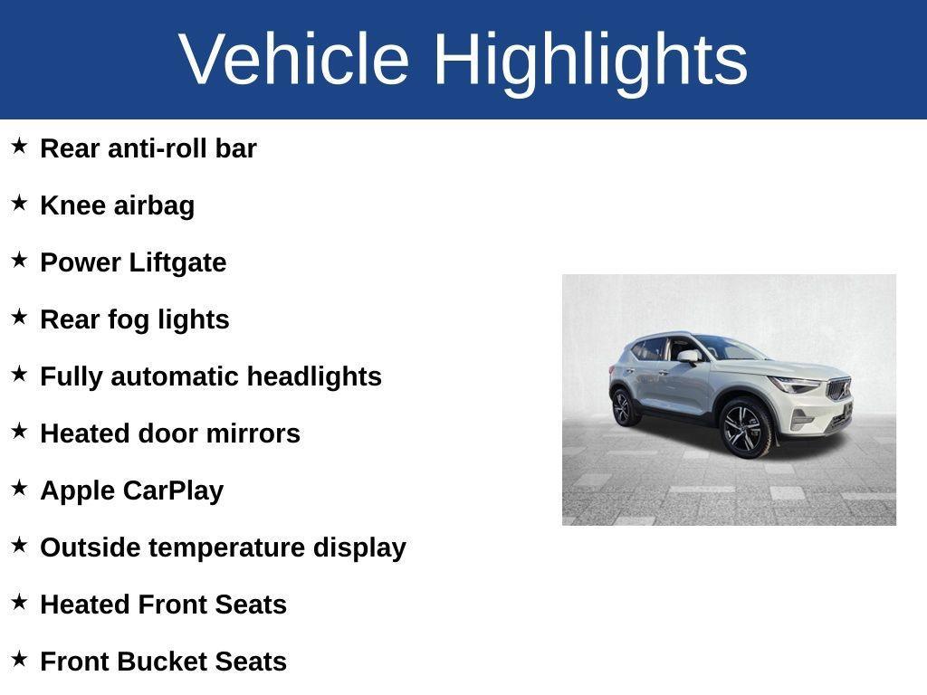 Volvo XC40 2025