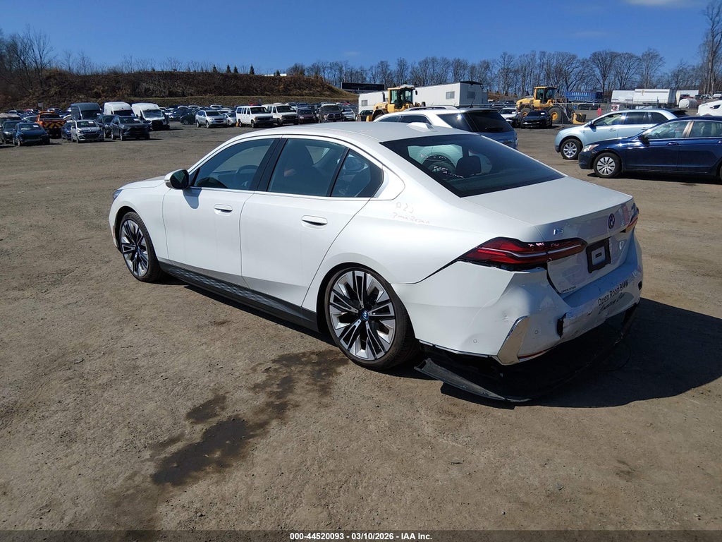 BMW i5 2025