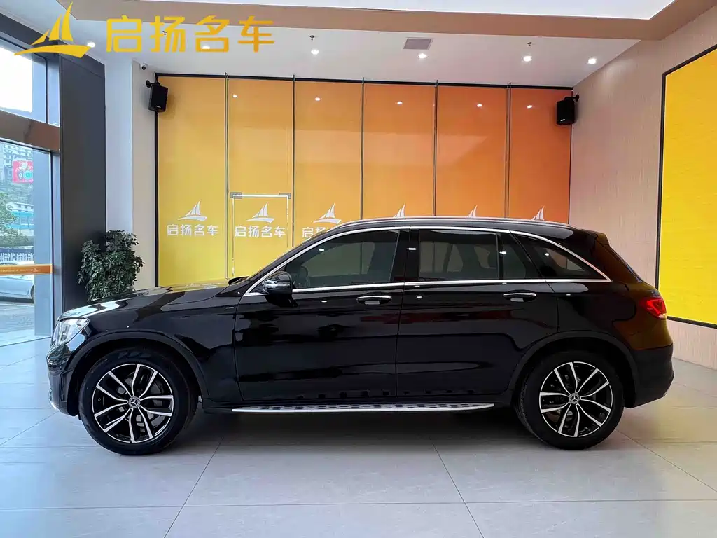 Mercedes-Benz GLC 2021