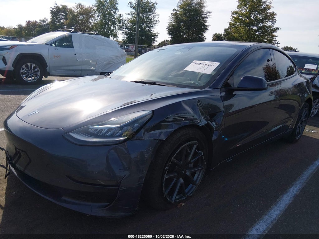 Tesla Model 3 2022
